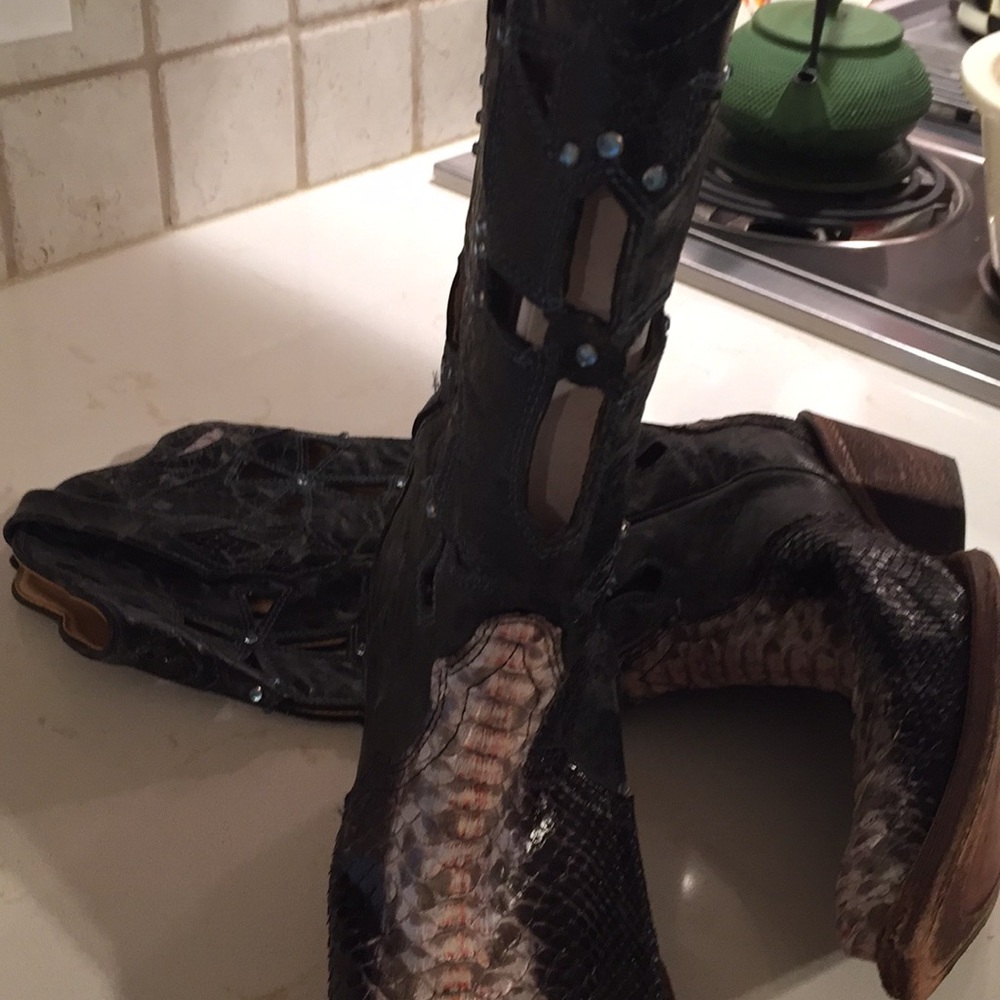 Corral Python Cowboy Boots - image 2